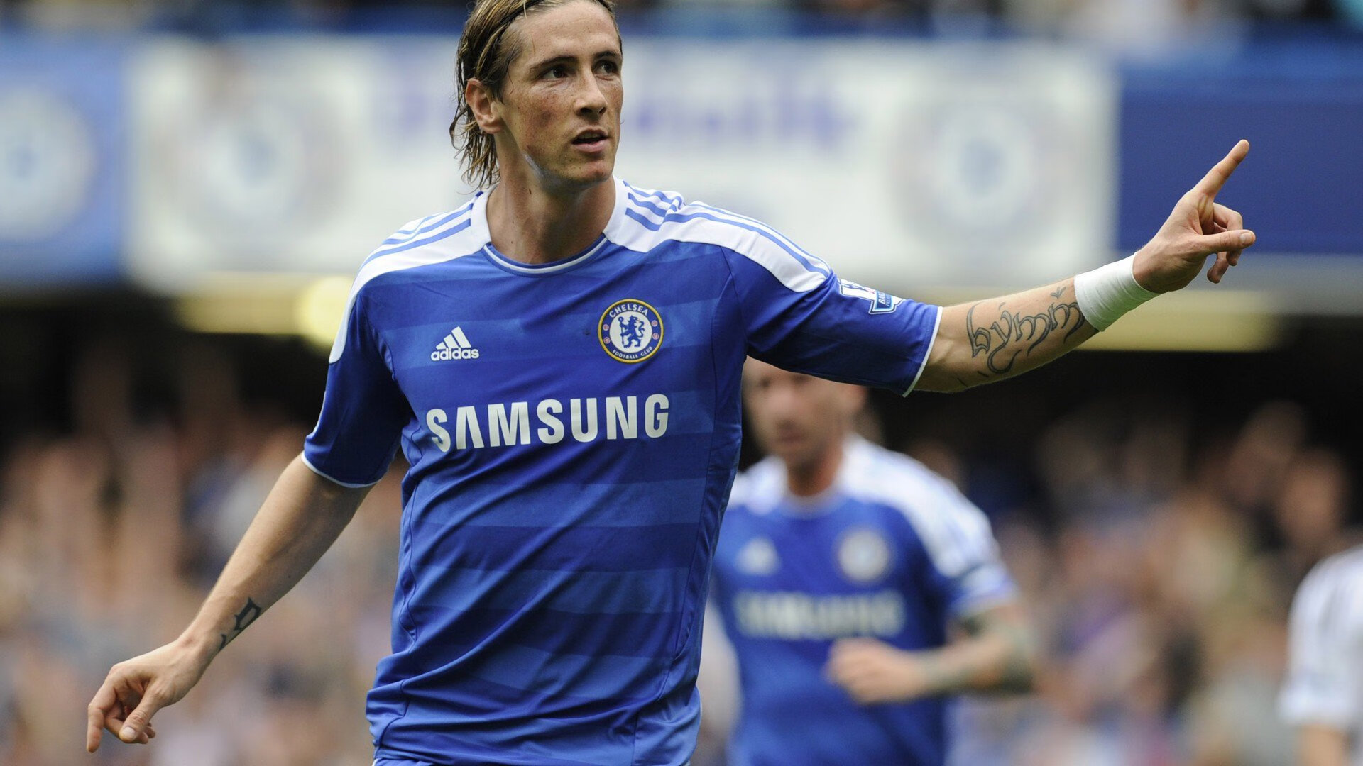 球迷团体联合发声呼吁俱乐部优化观赛服务体验,球赛观众