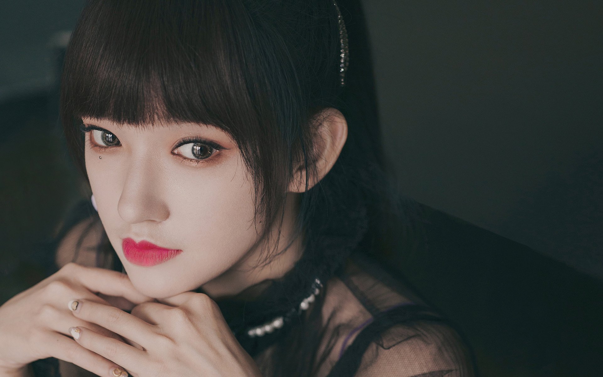 爱游戏电竞官网-乌拉圭队后卫吉梅内斯在巴黎奥运会上表现出色，乌拉圭 吉梅内斯