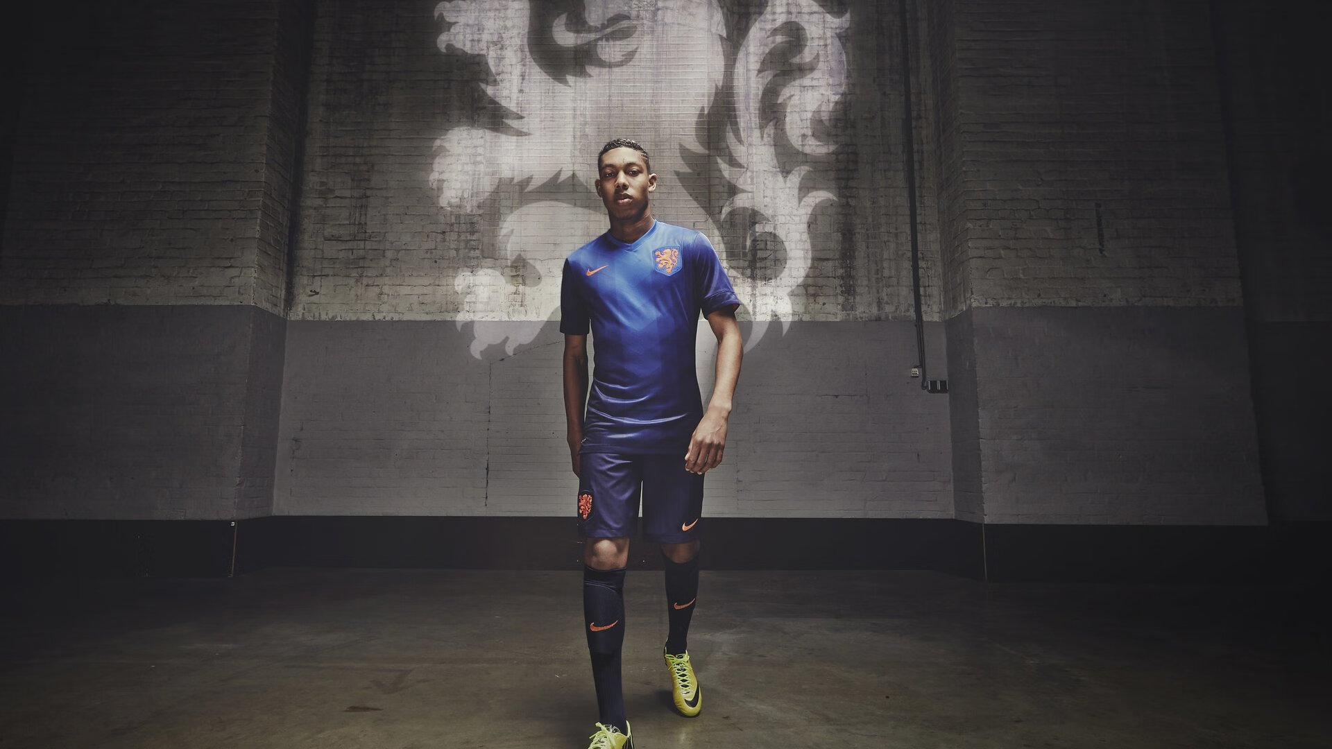 爱游戏登录入口-决赛瞬爆泳姿 切拉苏奥洛冲破极限